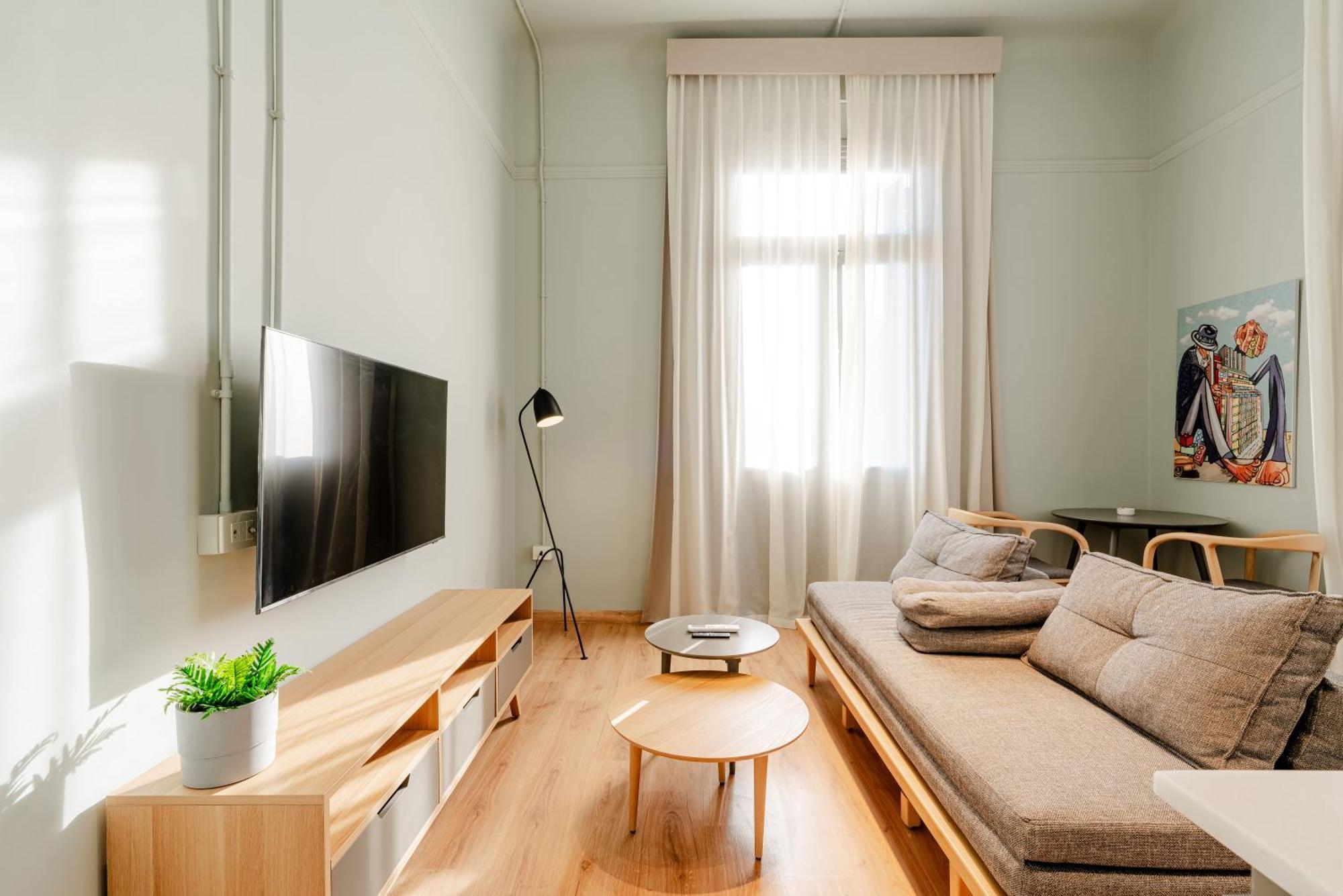 Grey L Studio Apartments Downtown Alexandria Menasce House Bagian luar foto