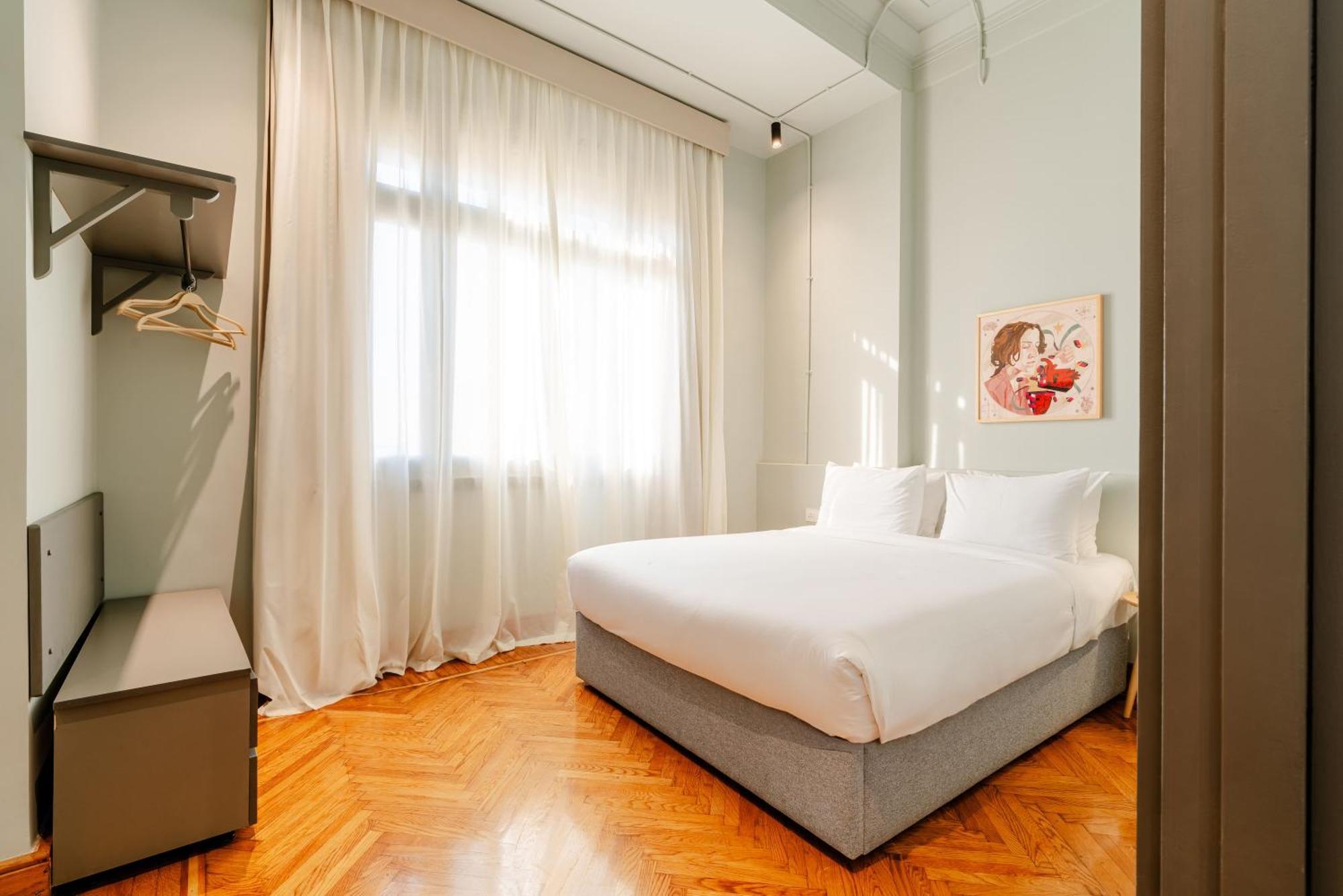 Grey L Studio Apartments Downtown Alexandria Menasce House Bagian luar foto