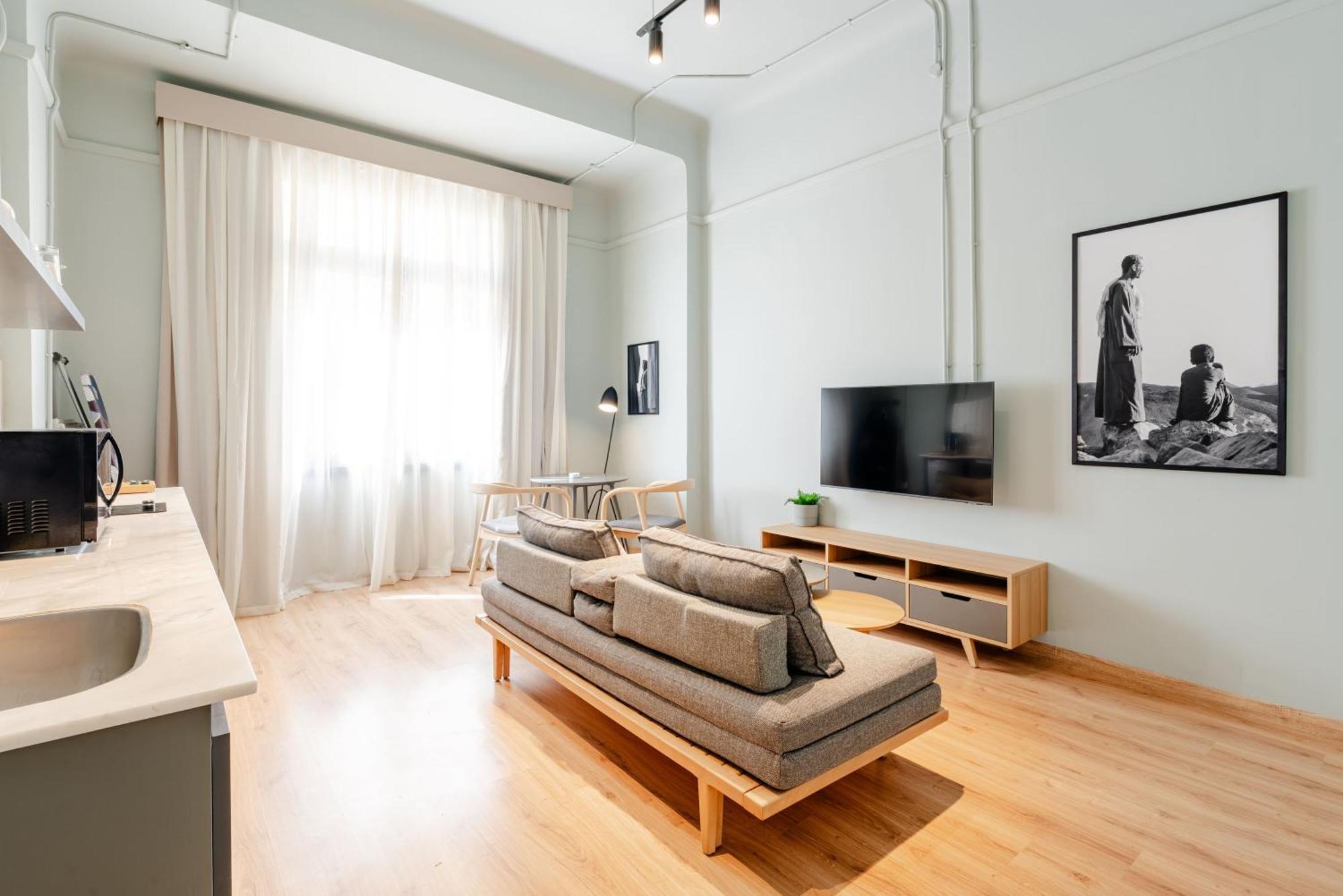 Grey L Studio Apartments Downtown Alexandria Menasce House Bagian luar foto